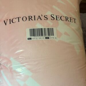 Pink Victorias Secret brand new blanket In packaging